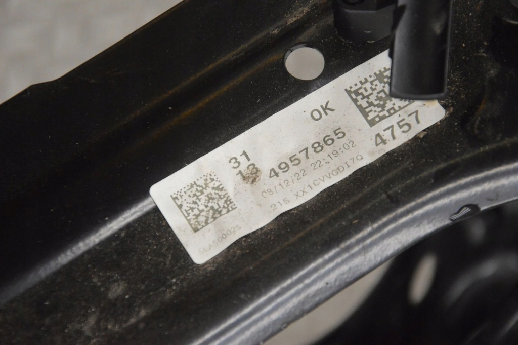 фото №8, Skoda enyaq iv 2023 рама вспомогательная задняя