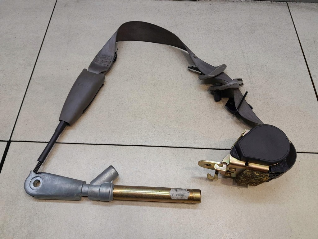 фото №1, Pas безпеки правий перед espace iv a4237ac10