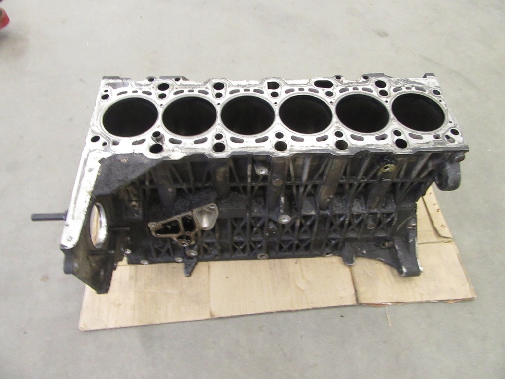 фото №1, Блок двигуна bmw e60 e61 e65 e70 e83 e90 e91 e92 m57n2 3.0 231 235km 306d3