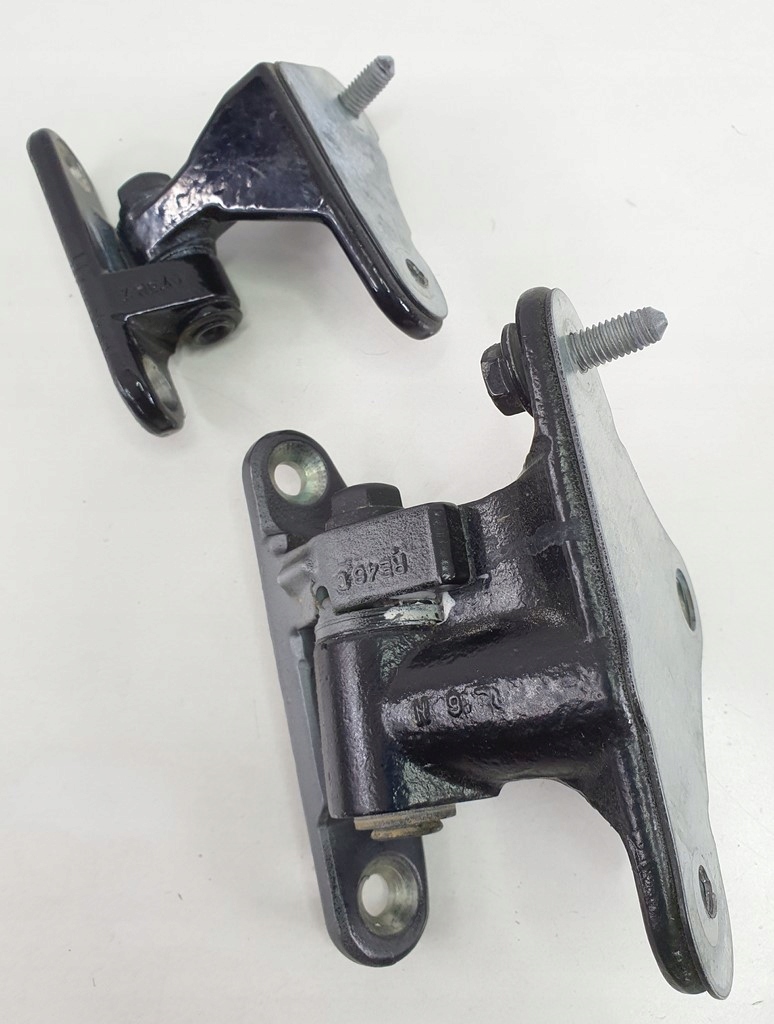 фото №2, Петли дверь правый перед mercedes r w251 пара