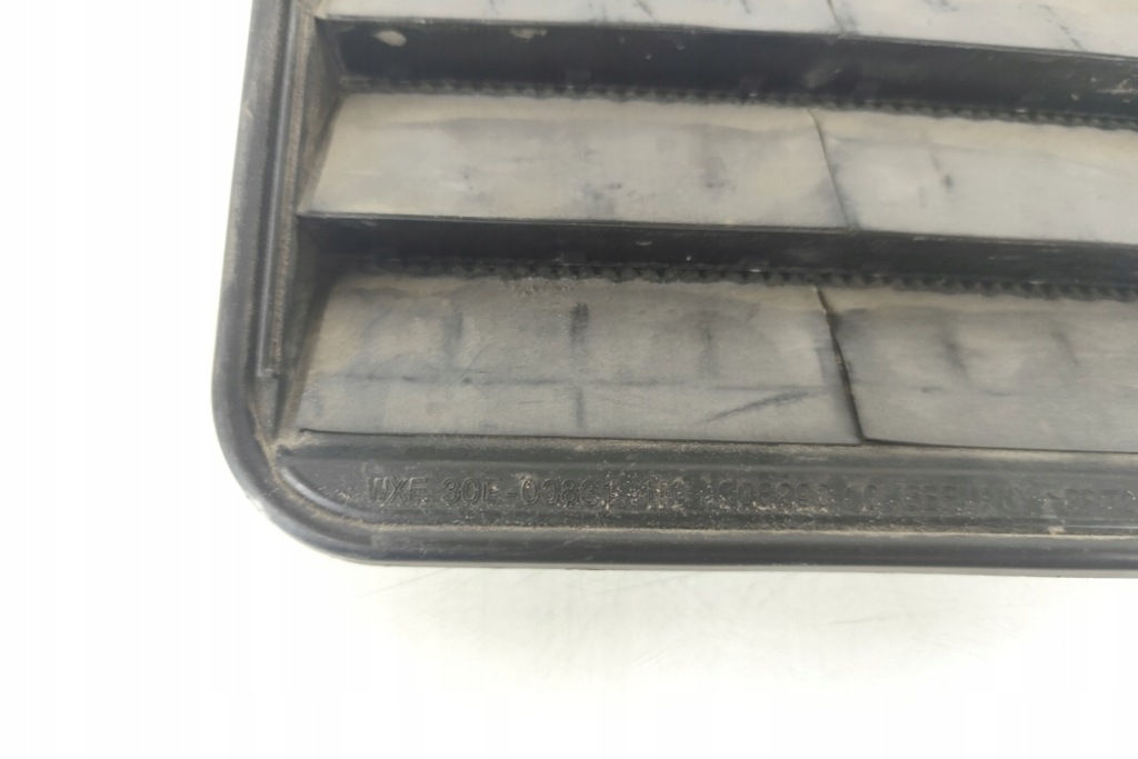 фото №9, Решітка вентиляції bmw 3 f30, f80 9176945 2.0l бензиновий 180kw 2012