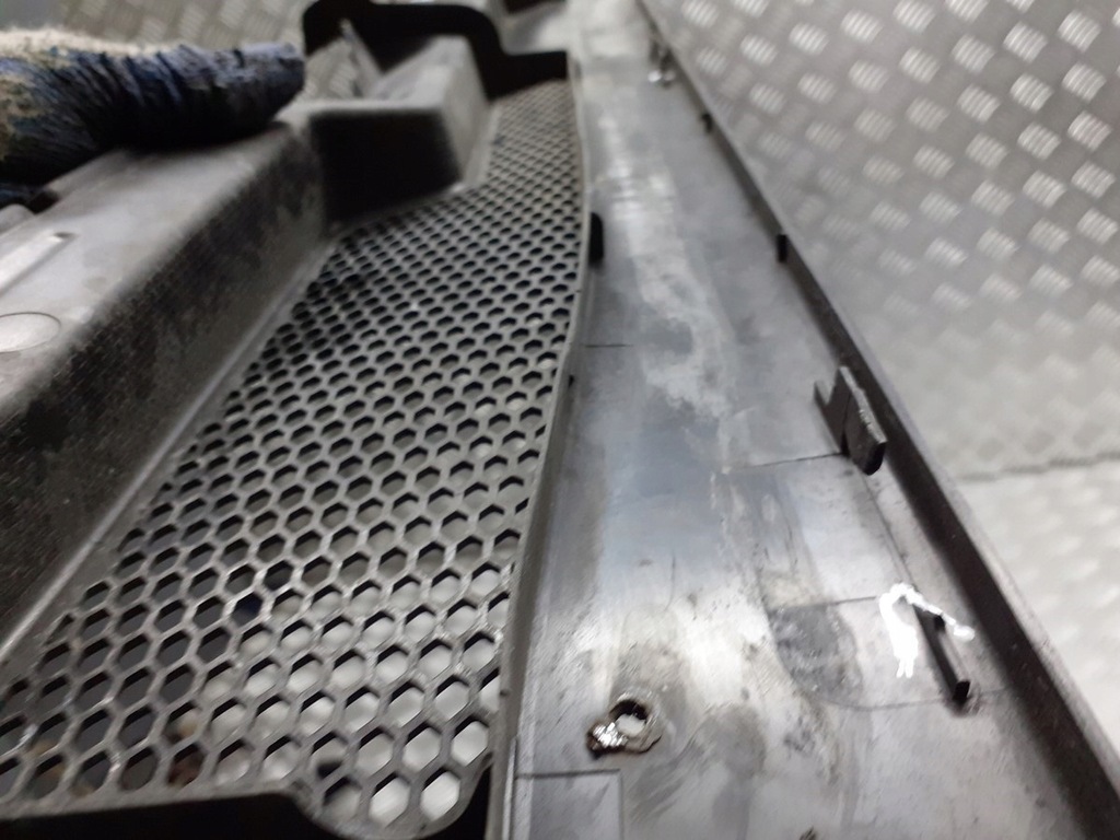 фото №6, Жабо peugeot 607