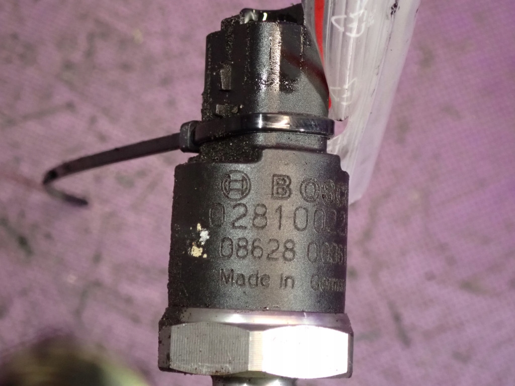 фото №7, Citroen xsara i 00-04 lift 2.0 hdi 90km молдинг впрыскная 0445214019