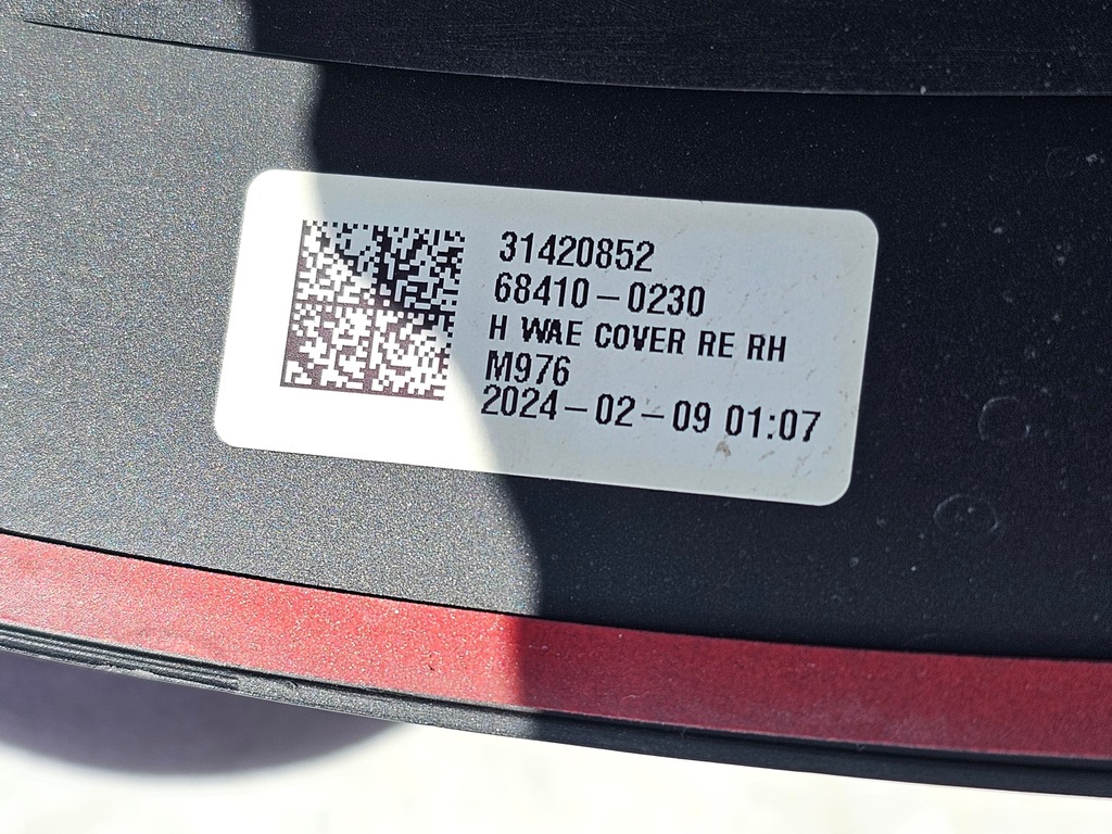 фото №12, Молдинг na крыло volvo v90 ii cross country 2019 - правый задняя правая задняя