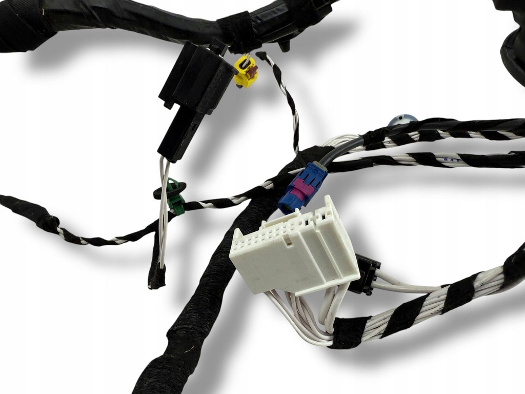 фото №5, Volkswagen tiguan 2021 перед сторона правая жгут трубопровод дверь передних