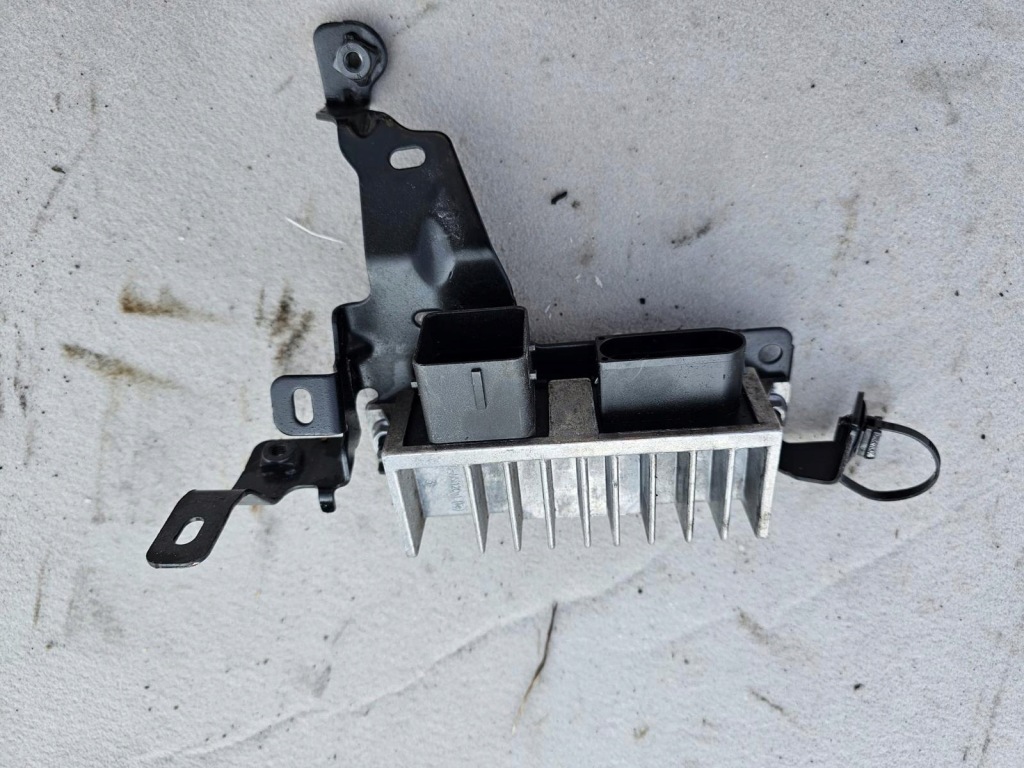 Купить Реле свеча накаливания 271202380r