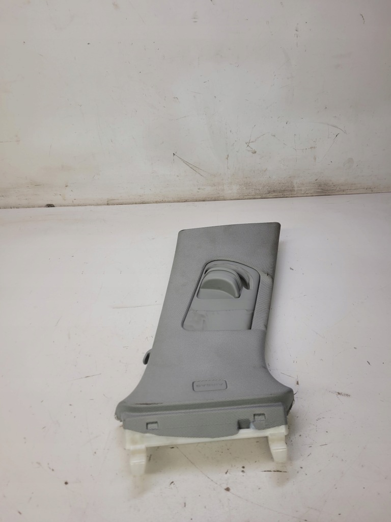 фото №1, Защита стойка b правая audi a4 b9 avant 8w0867244d
