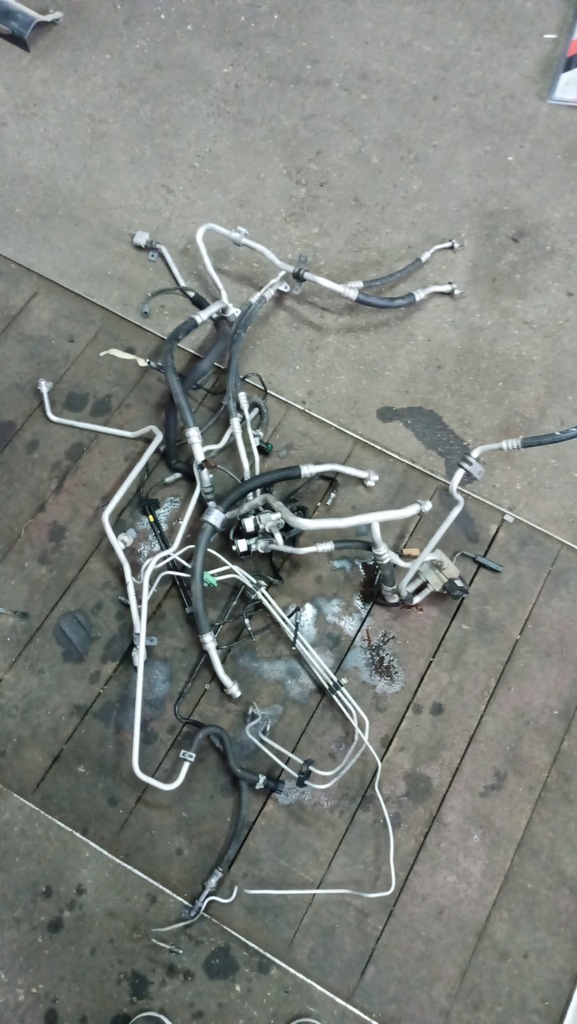 фото №1, Renault zoe 12- провода трубки кондиционера kpl eu