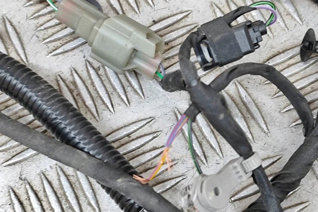 фото №8, Ford puma джгут трубопровід двигуна n1tt-14290-ppe 1.0 гібрид 114kw 2023