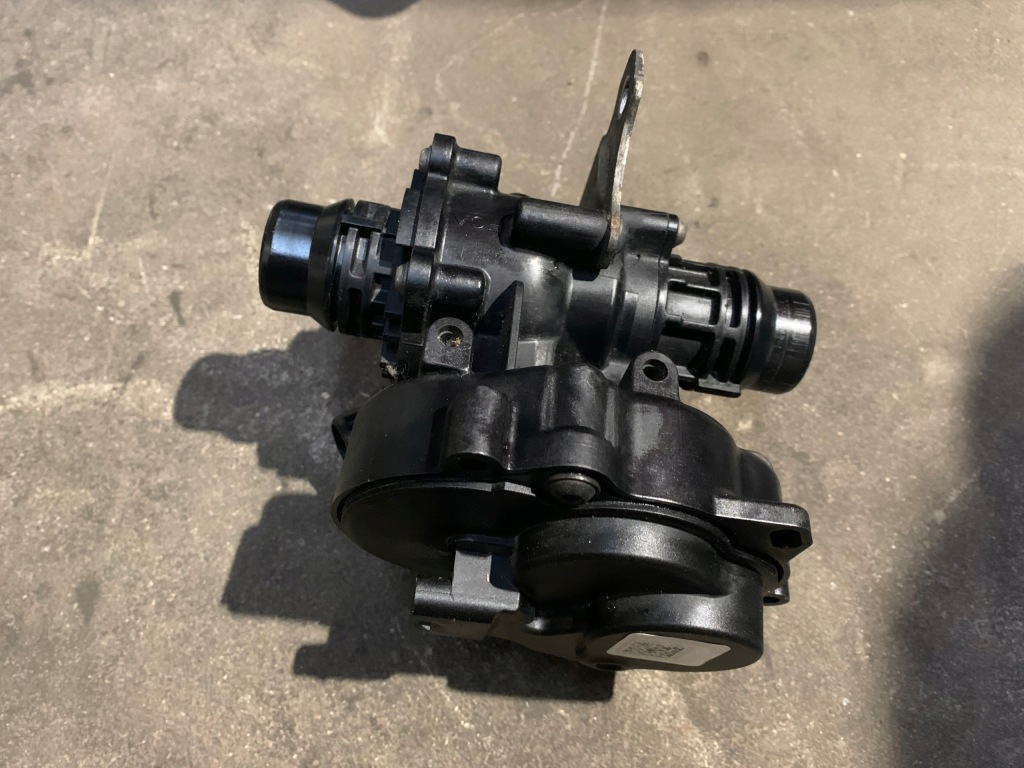 фото №1, Alfa romeo stelvio клапан termostatyczny рідина 2.0 t giulia 50049078