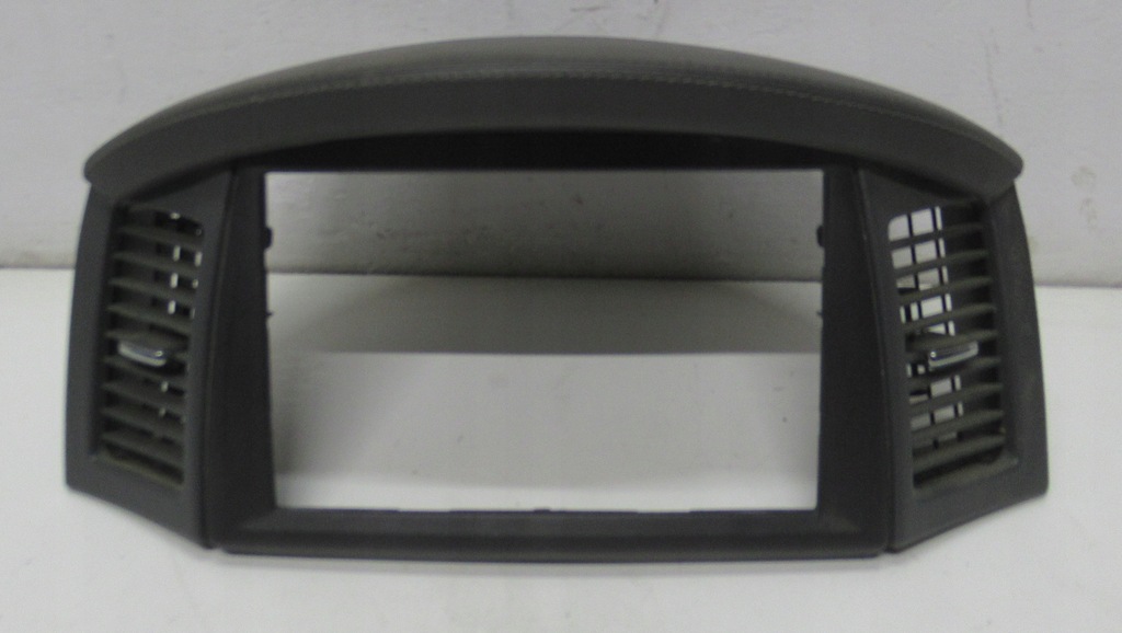 фото №1, Jeep cherokee wk 08r рамка дисплея навігації