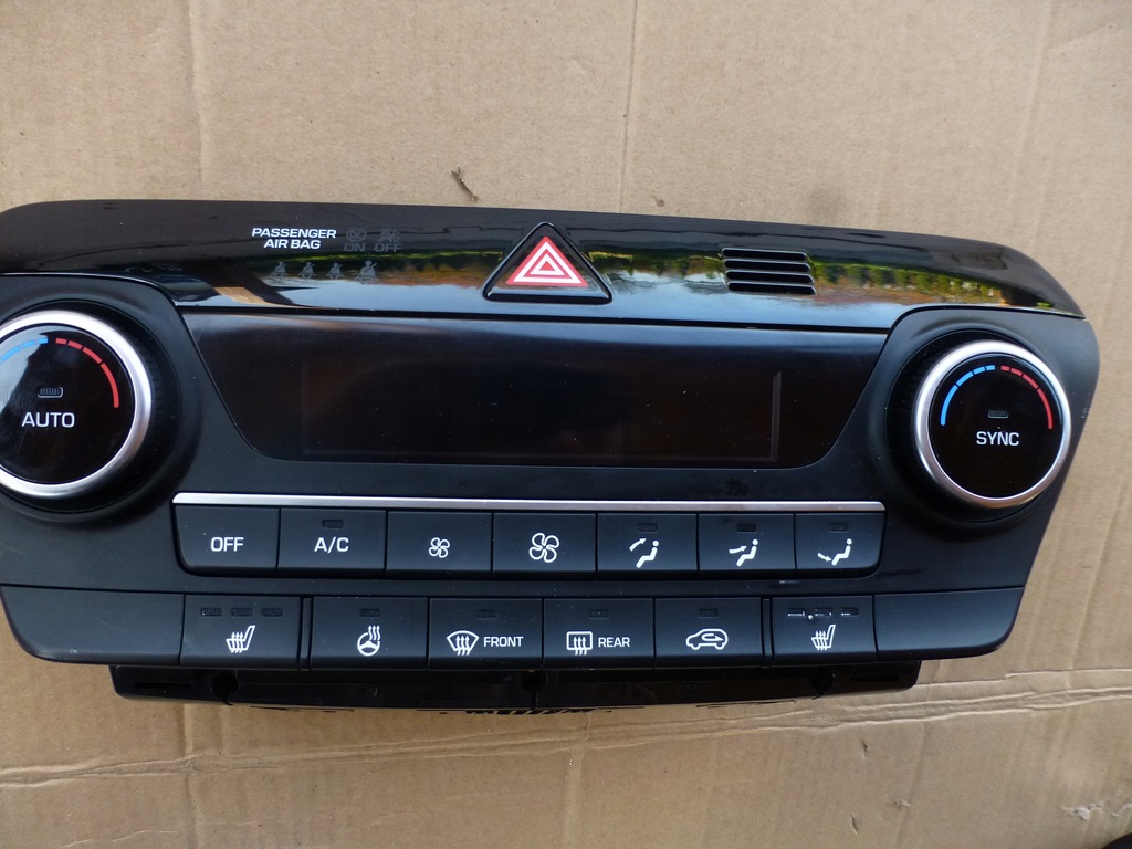 фото №1, Панель климатроник hyundai tucson 19r lift