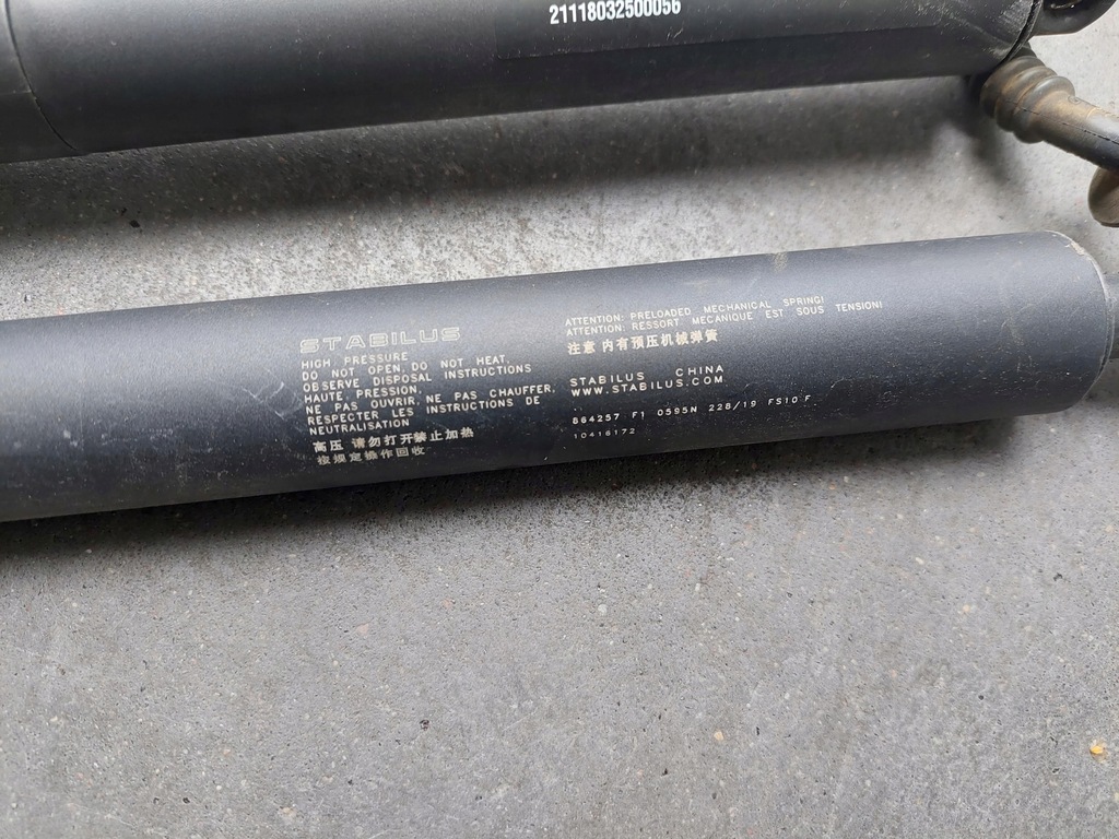 фото №5, Привід амортизатори кришки комплект 10403877 mg hs i