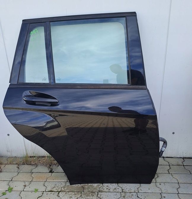 фото №1, Mercedes glk x204 дверь правый задняя задние 197