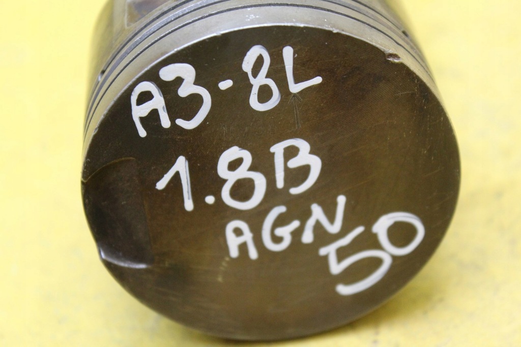 фото №14, Поршень шатун шатун a3 8l 1.8 b golf iv agn