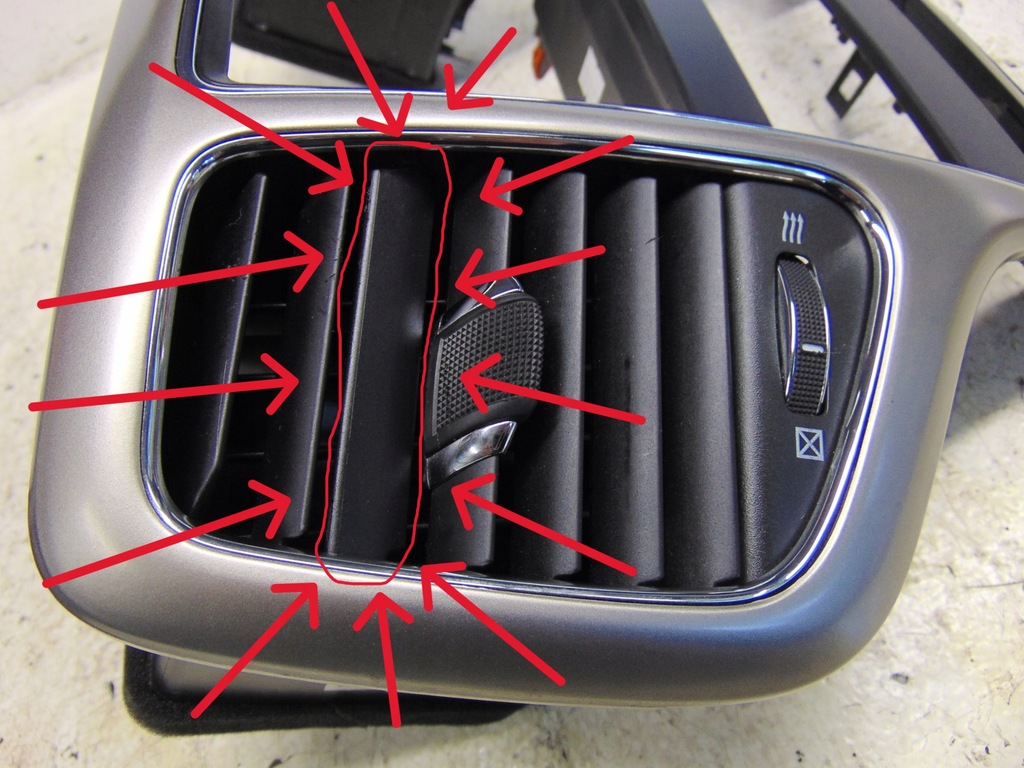 фото №7, Рамка радио dekor jeep grand cherokee iv wk2 2010r- europa