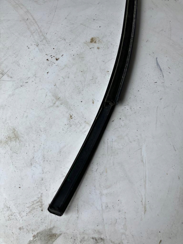 фото №5, Молдинг дверь левый задняя clio iv hb