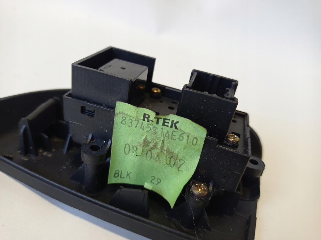 фото №8, Перемикач вікон правий задня honda accord vi 83745s1ae610