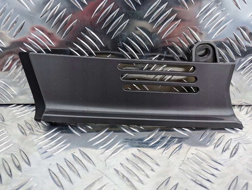 фото №1, Панель заглушка решётка scania ntg правая сторона