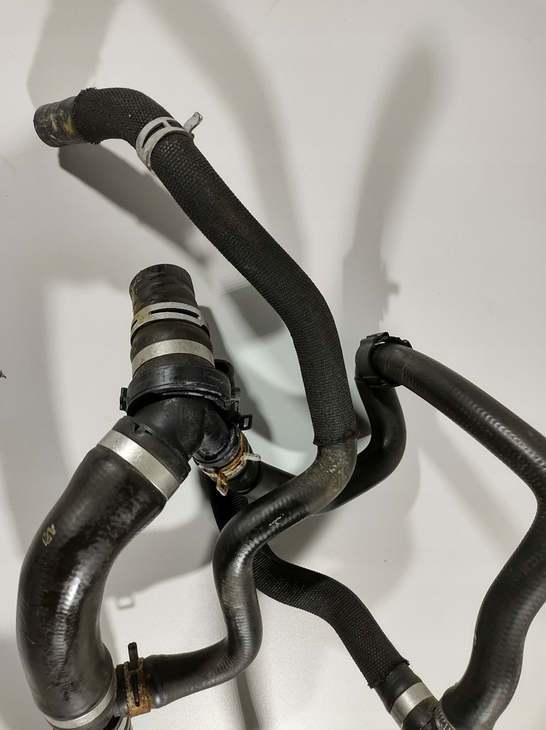 фото №10, Volvo v70 2.0 d4 15r- wąż шланг wody