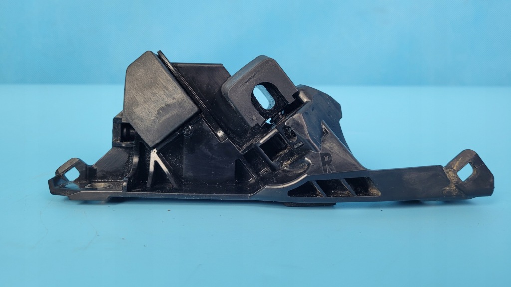 фото №11, Bmw 3’ g21 318d 2.0 19r замок крышки багажника правый 7453426