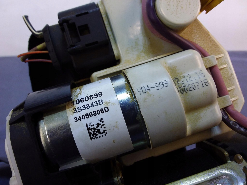 фото №4, Audi a8 d4 pas перед левый 4h0857705c