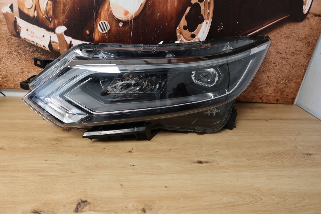 фото №1, Nissan qashqai j11 full led lift левая 10019011 лампа лампы!