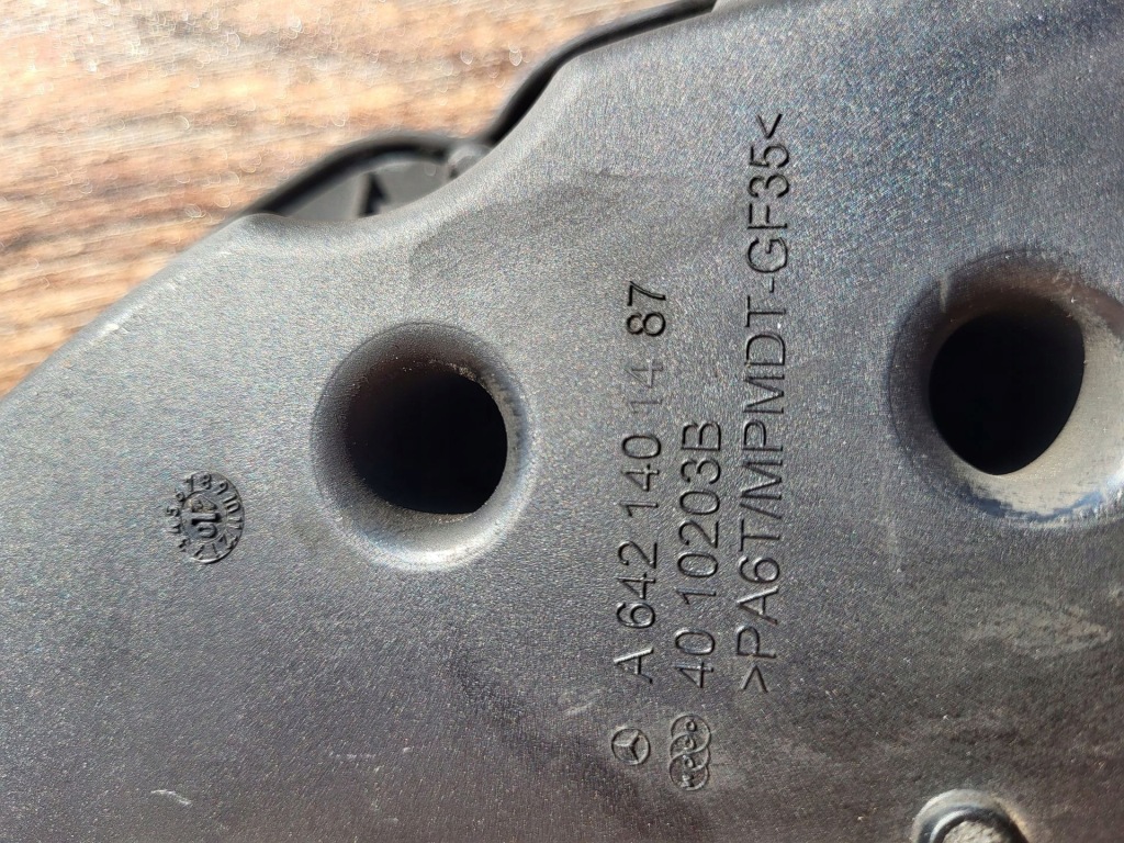 фото №9, Jeep grand cherokee wk xk 5-10r 3.0 резонатор гаситель шумов решётка радиатора