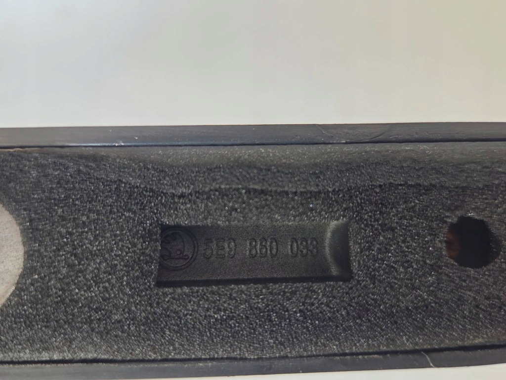 Купить Skoda octavia 3 универсал mk3 5e 2016 комплект рейлинги кровельные 5e9860034