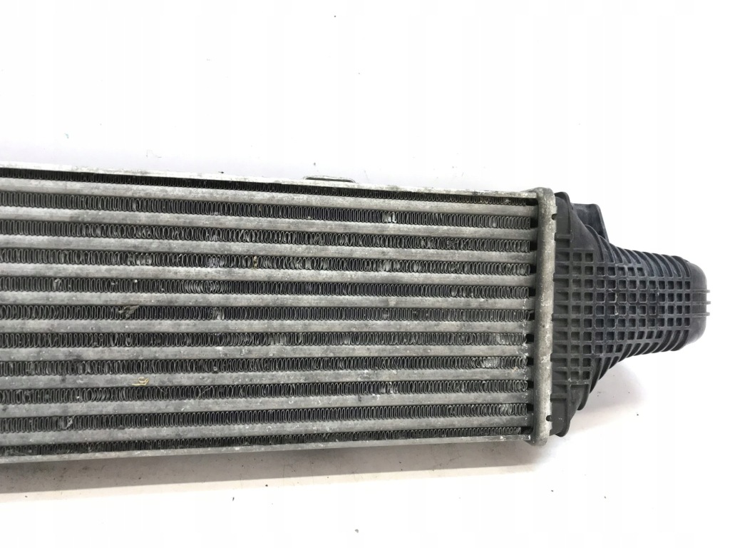 Радіатор інтеркулер mercedes a2045000200 Оригінал