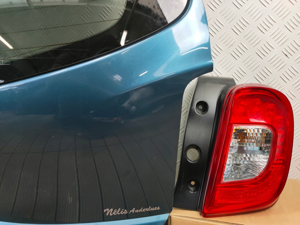 фото №8, Nissan micra k13 lift 13-16 крышка багажника задняя багажника бампер pdc лампы led rbk