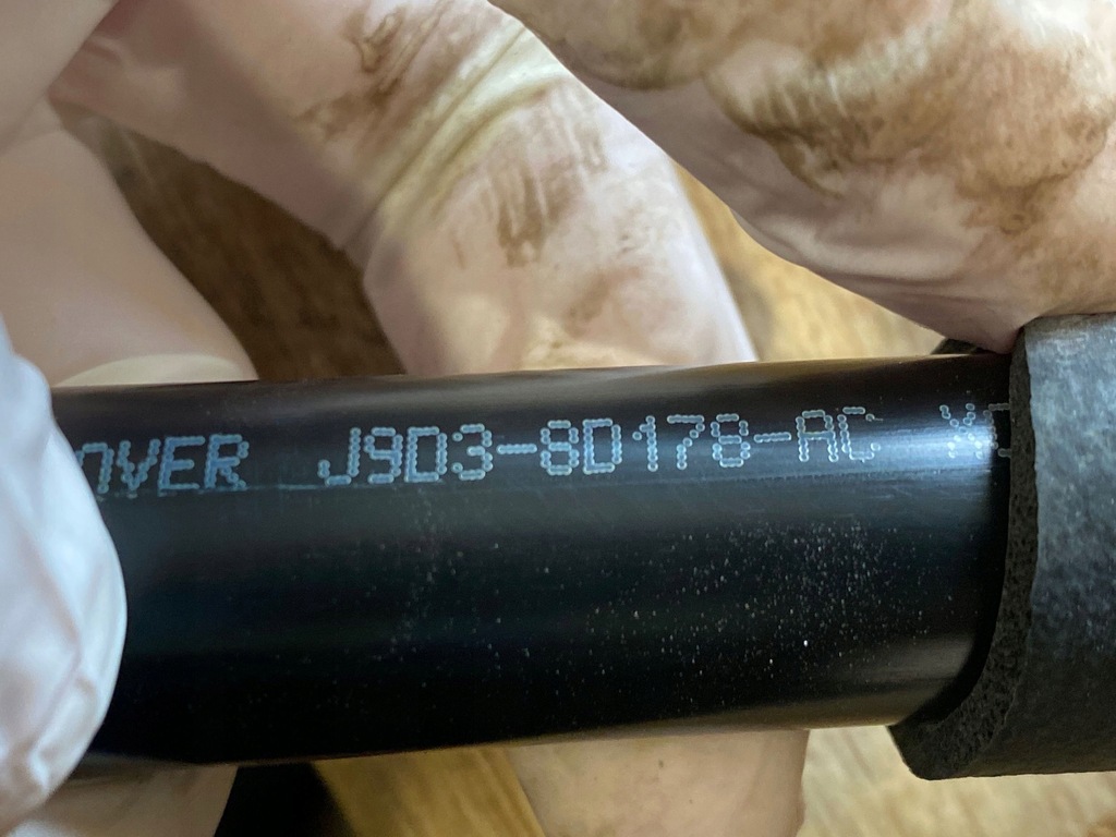 фото №6, Jaguar i-pace x590 ev400 2021 труба шланг wąż wody акумулятора j9d3-8d178-ac