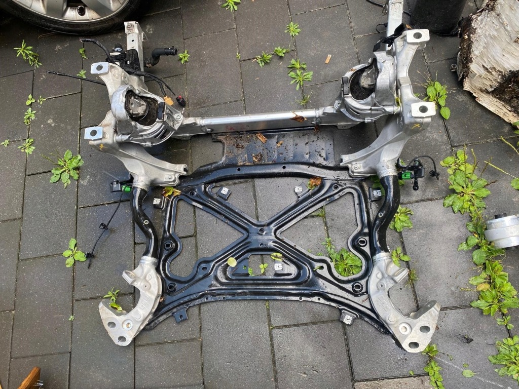 фото №1, Підрамник підрамник подушки безпеки audi q8