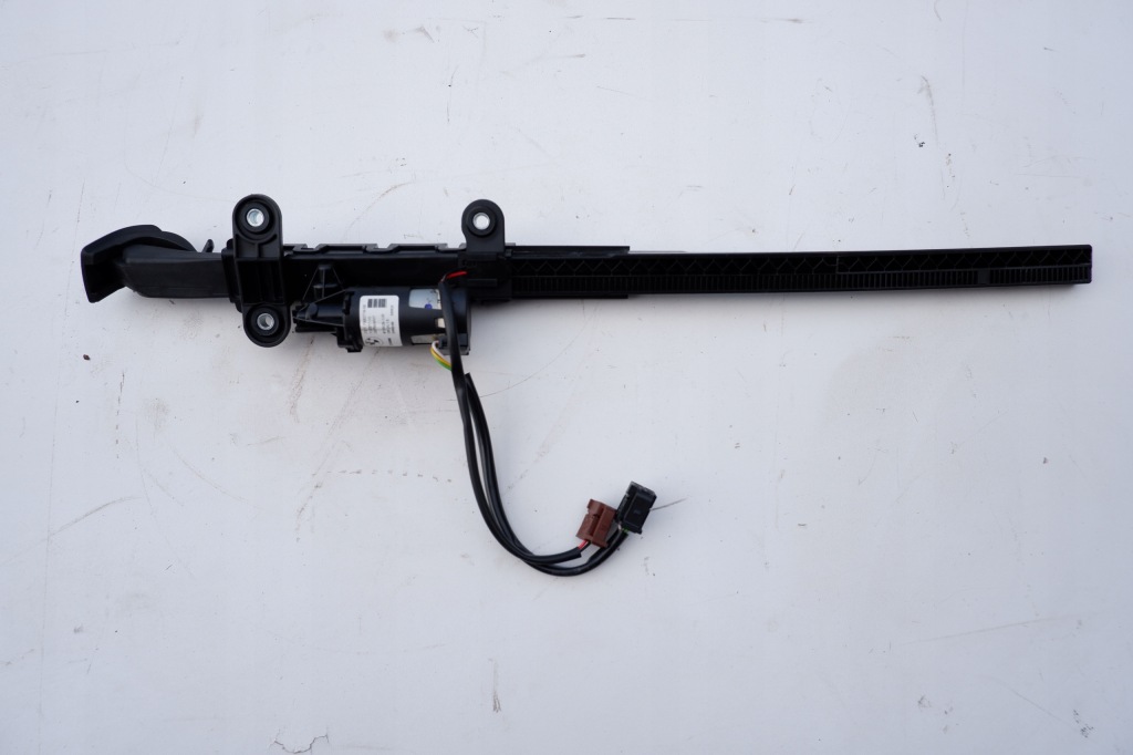 Купить Bmw e92 podajnik поперечина левый 7330779