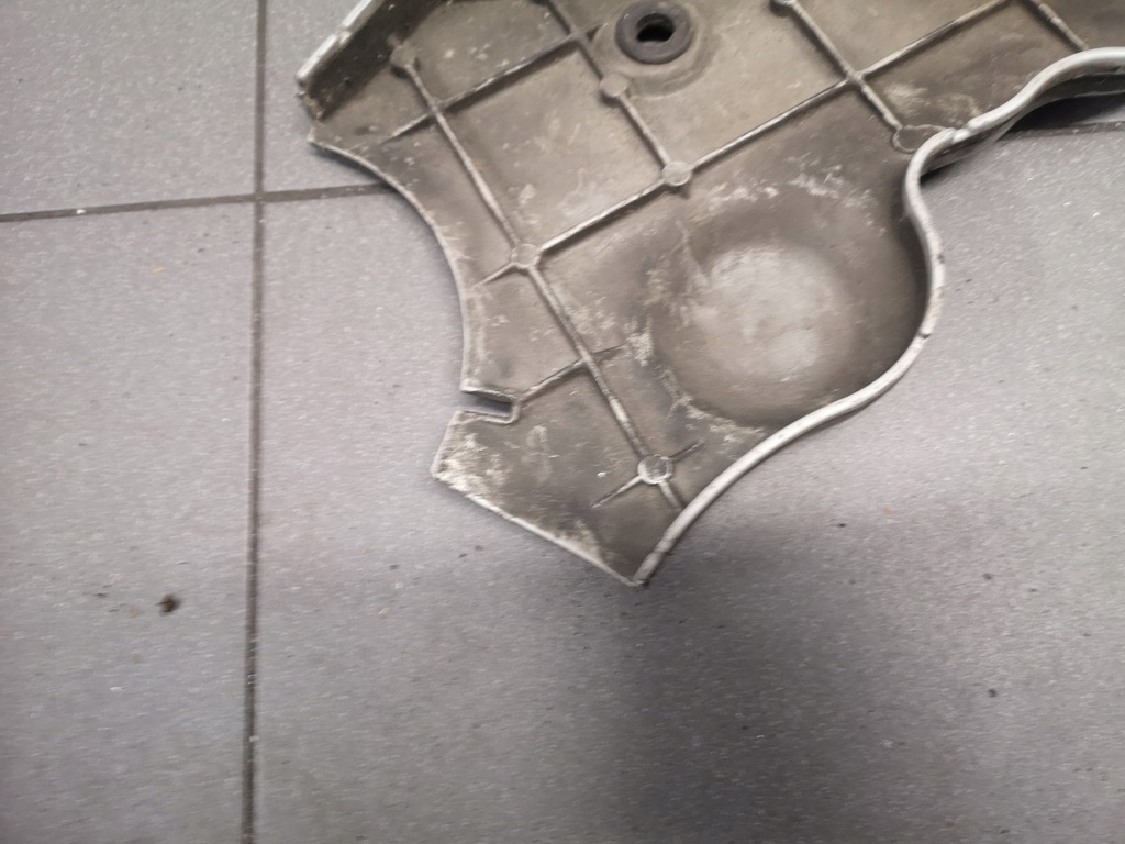 фото №7, Корпус распределительного вала audi a8 d2 4.2 3.7 077109123b