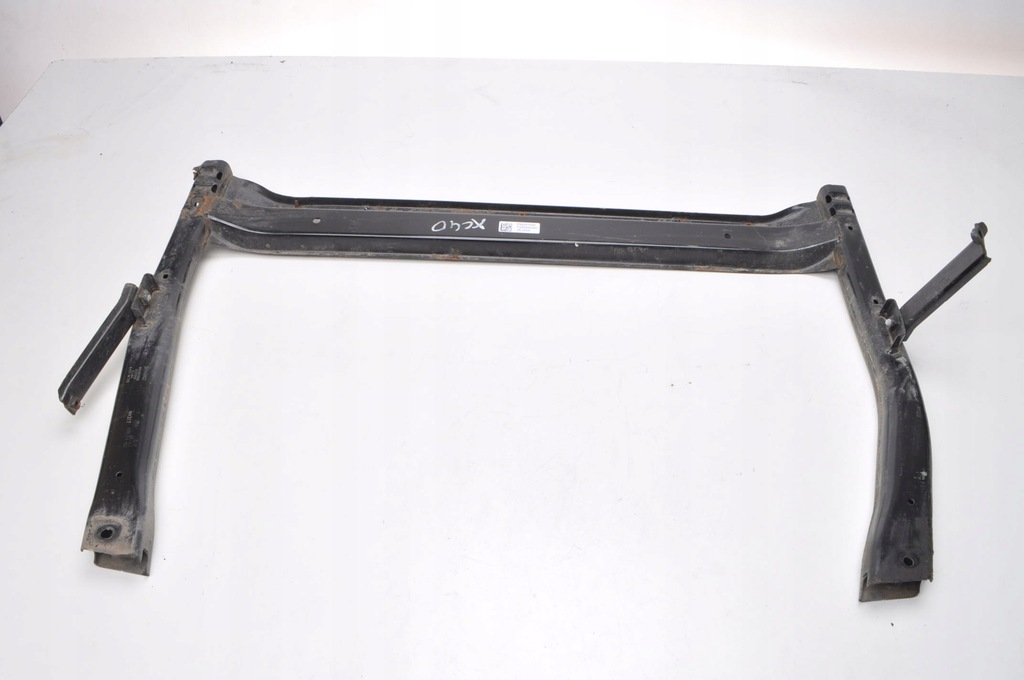 фото №1, Volvo xc40 ii 2018- нижняя балка радиатор p32221552