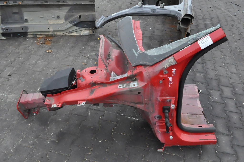 фото №1, Volvo v40 ii четверть лонжерон левая перед передняя