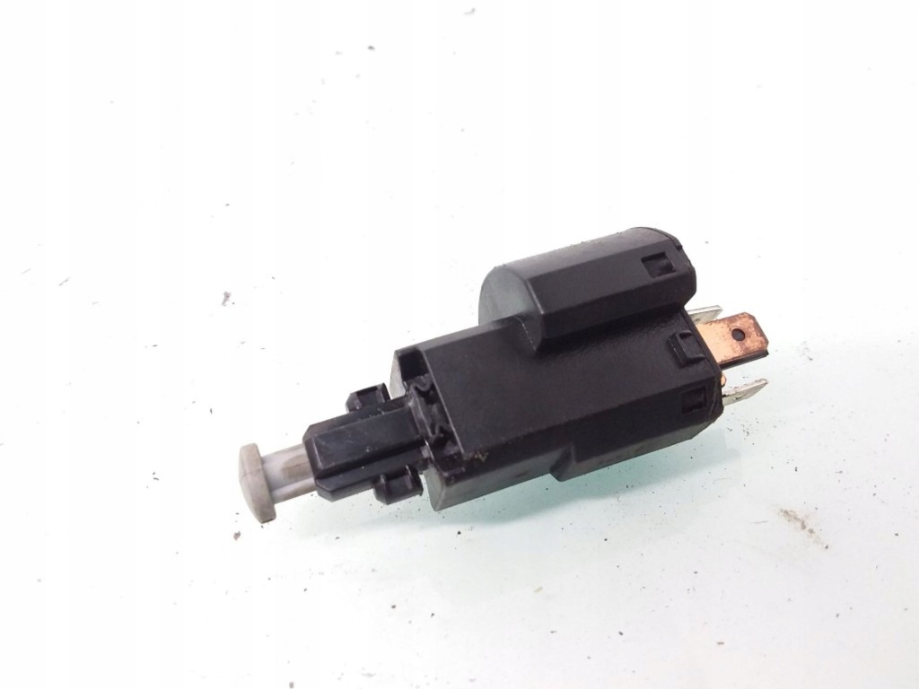 фото №1, 2000 opel astra g датчик педали тормоза