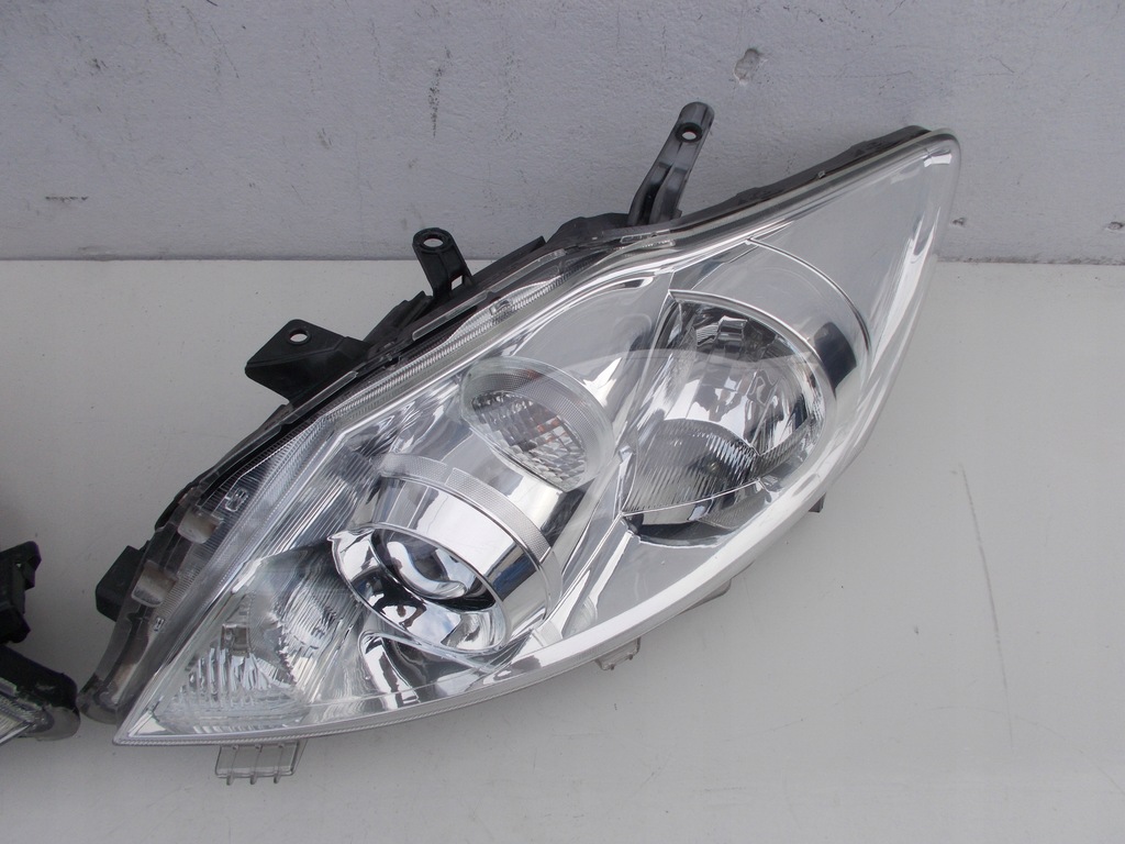 фото №11, Фара лампа toyota auris i 1 e15 lift 81110-02a40 81150-02540 valeo