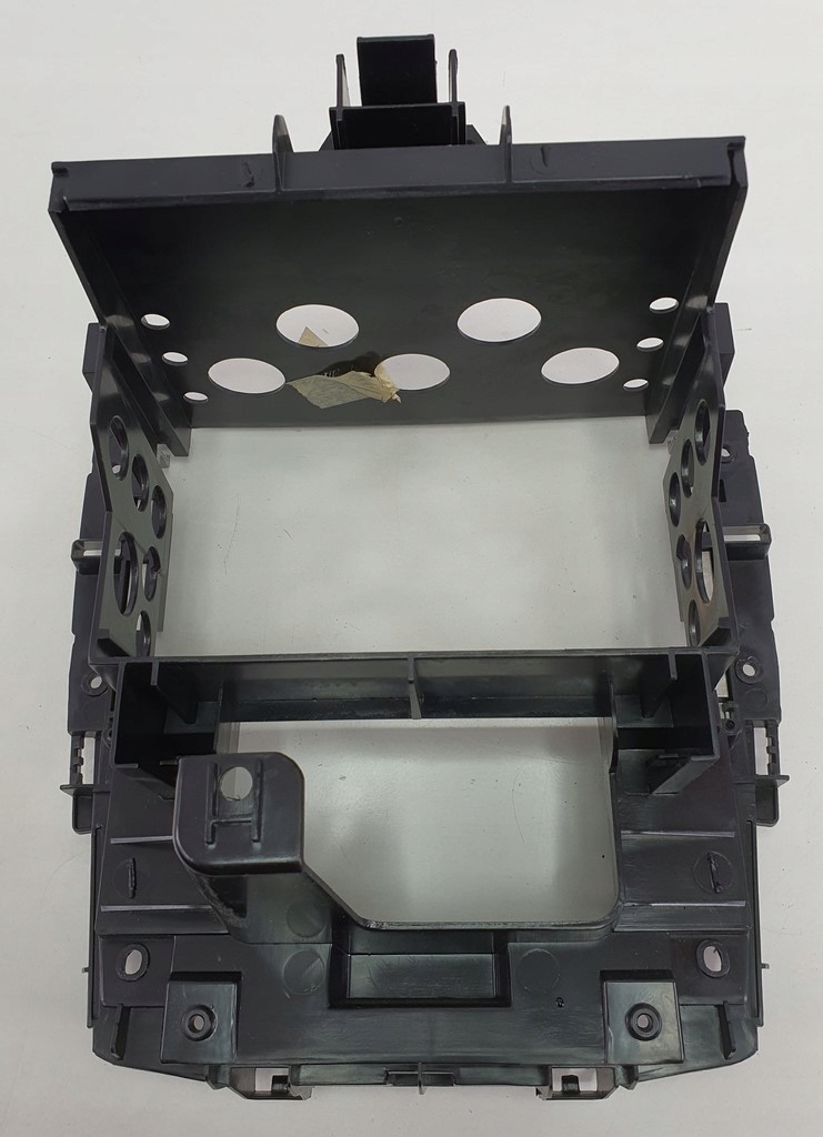 фото №3, Каркас корпус радио mercedes r w251 a2516800014