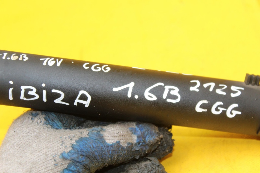 фото №8, Шланг wody golf v ibiza iv 1.4 16v 032121065h