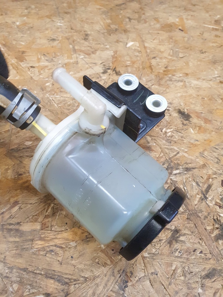 фото №5, Nissan navara d23 np300 бачок жидкость усилителя