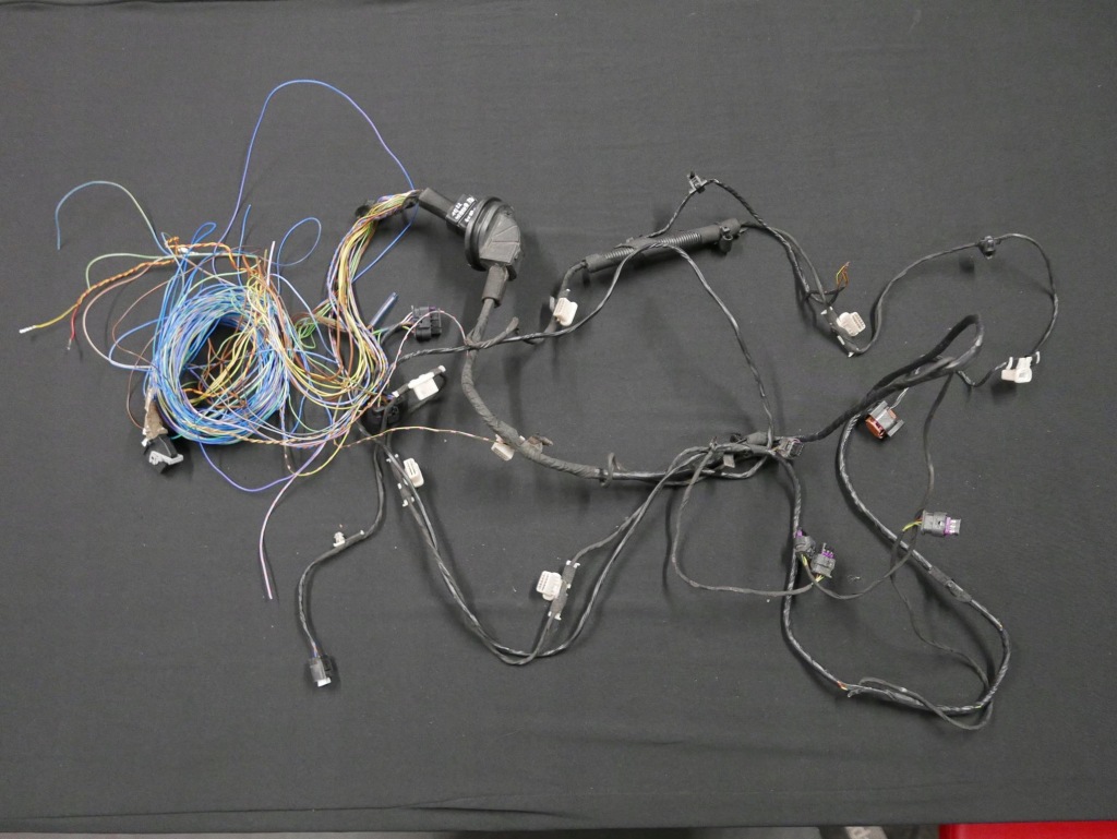 фото №1, Bmw f46 джгут електропроводка бампера задня