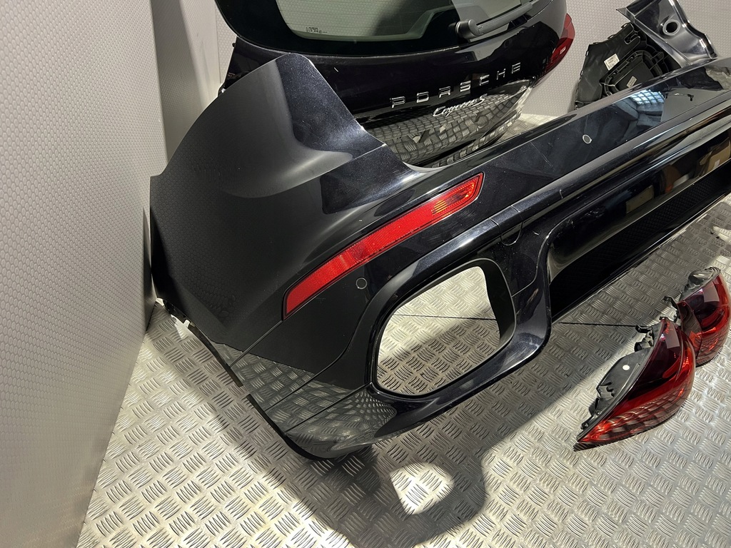 фото №12, Кришка багажника кришка багажника задня porsche cayenne s ii 7p5 lift 2014-2017 lc9x