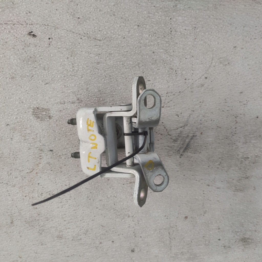 фото №1, Nissan note e12 2013 петли дверь левый задняя комплект