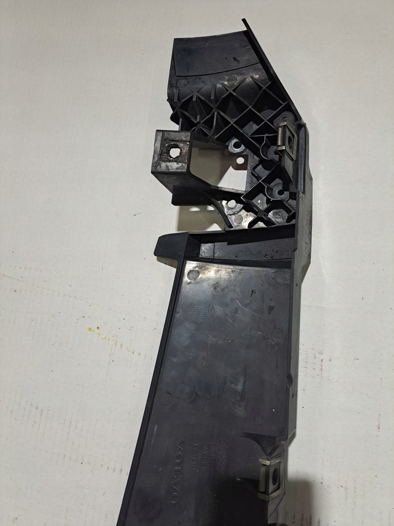 фото №6, Усилитель лампы уголок правый оригинал volvo fh 4