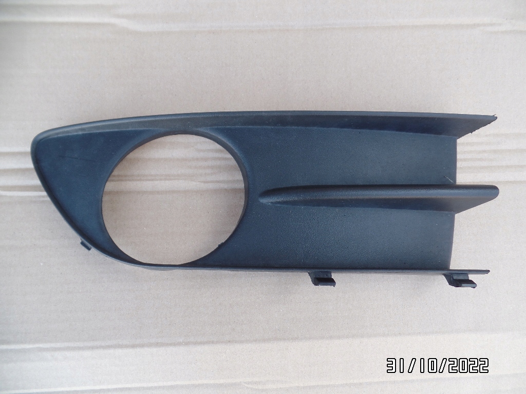 фото №1, Решітка протитуманної фари права g000009745 renault laguna ii