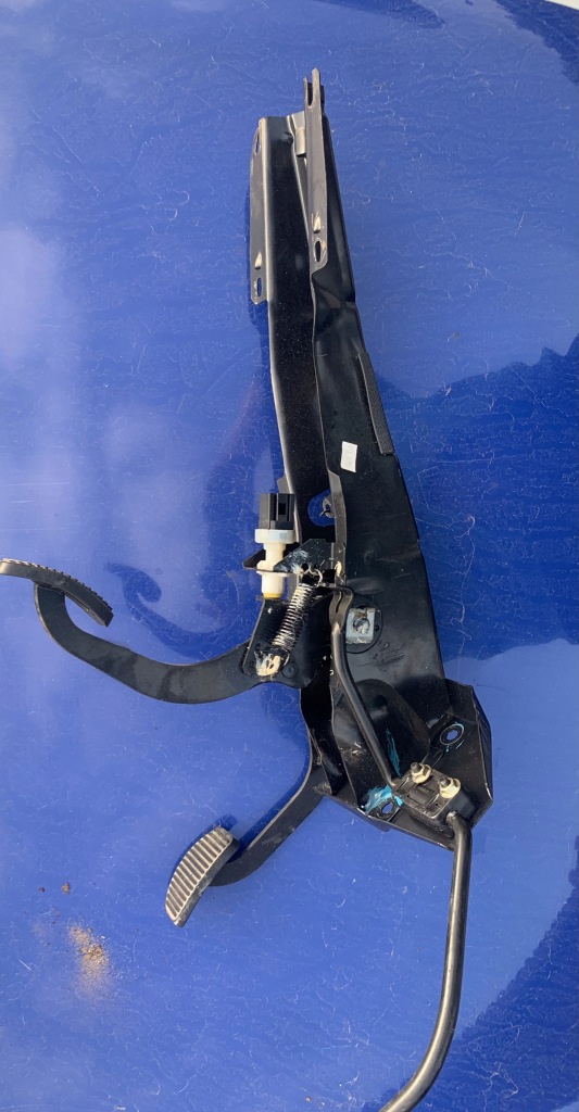 фото №1, Комплект педали педаль газа сцепления тормоза uno