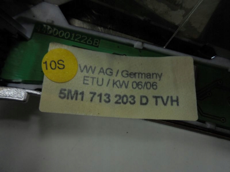 фото №9, Vw volkswagen golf plus корпус рамка домкрата 5m1713203d