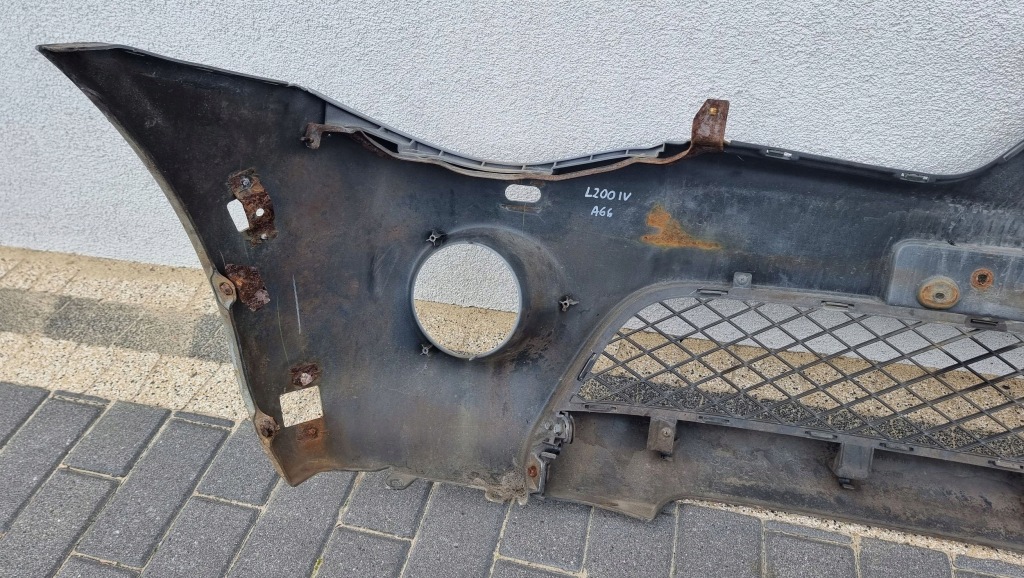 Mitsubishi l200 4 iv 06-10 бампер перед передний на омыватель лампа a66 с Разборки